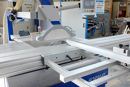 Bearbeitungs- & Zuschnittzentrum